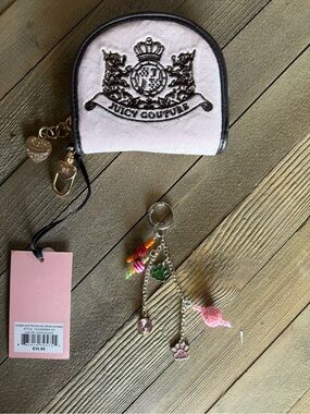 Beautiful JUICY COUTURE  Classic Scottie Dog Half Moon za Wallet w charm